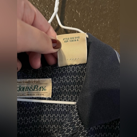 Blue St. John’s Bay Collared Short Sleeve Polo Shirt with Pocket, Size Large - Picture 3 of 6